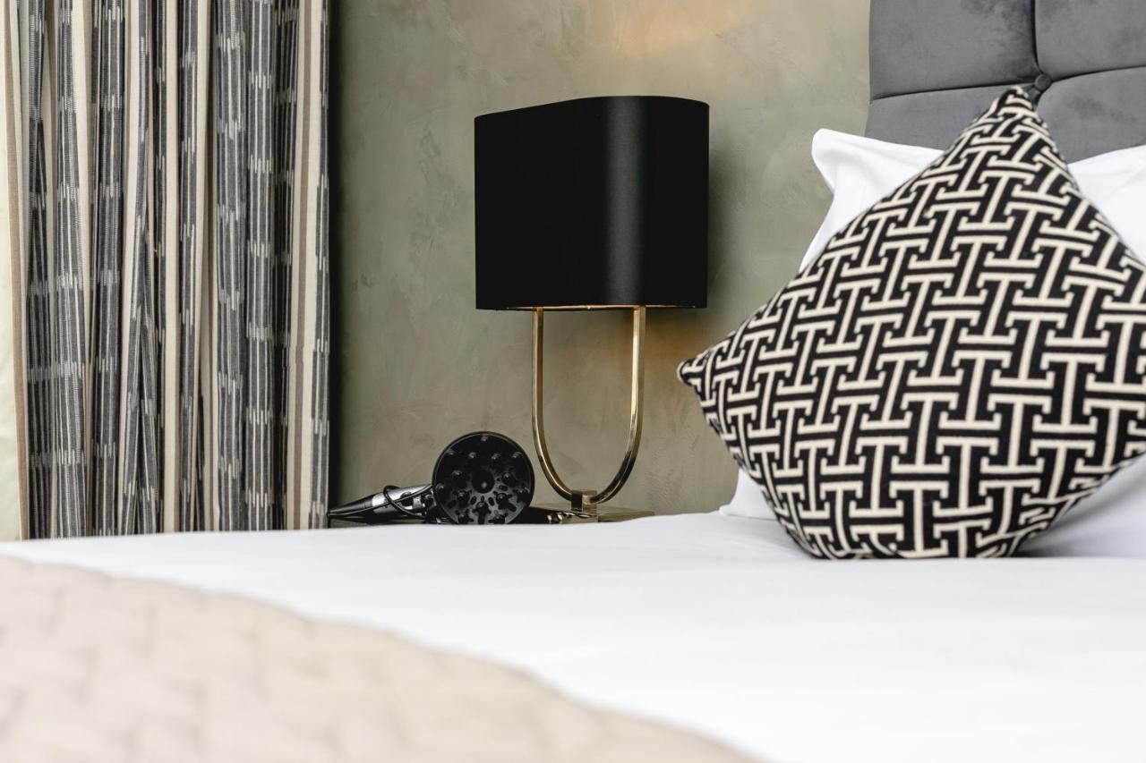 Penthousestays Nr Notting Hill - Luxury 2 Bedroom King Bed Apartment - Near Portobello Road Londyn Zewnętrze zdjęcie